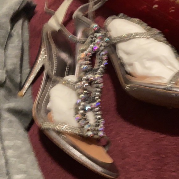 Heels nice condition - Picture 12 of 12